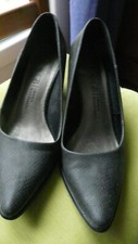 Escarpins cuir gris d'occasion  Bouguenais