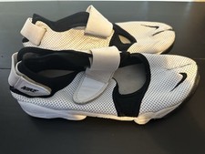 split toe trainers for sale  CARTERTON