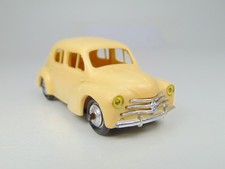 Voiture renault blanc d'occasion  Saint-Hilaire-de-Brethmas