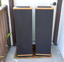 Vandersteen model floor for sale  Atascadero