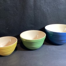 Set mixing bowls for sale  Waretown