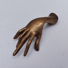 Main bronze yves d'occasion  Séné