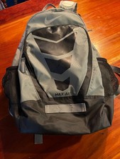 Excelente mochila Nike Max Air cinza e preta comprar usado Excelente mochila Nike Max Air cinza e preta comprar usado  Enviando para Brazil