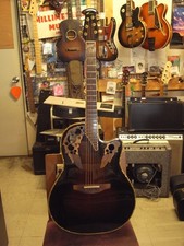 Ovation 1768 elite usato  Spedire a Italy