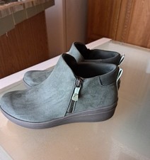 Cute women ankle for sale  Procious