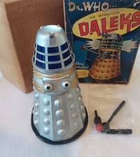 brinquedo robô antigo dr who daleks na caixa vintage retrô, usado comprar usado  Enviando para Brazil