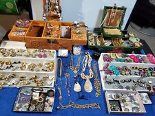 Lote de bisutería vintage, joyeros antiguos relojes, pendientes, collares segunda mano  Embacar hacia Mexico