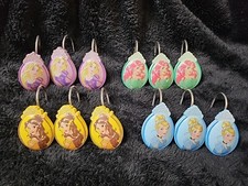 Usado, Ganchos de cortina de chuveiro princesa Disney por feijão pulando conjunto de 12 BELLE ARIEL CIND comprar usado  Enviando para Brazil