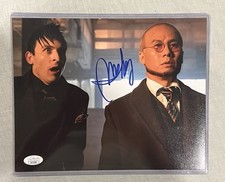 Wong signed 8x10 d'occasion  Expédié en Belgium
