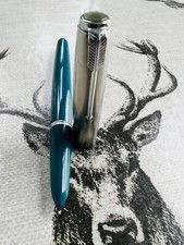Caneta-tinteiro Parker 51 aerométrica, 14k M nova na caixa, com manutenção, azul-petróleo, década de 1950 comprar usado  Enviando para Brazil