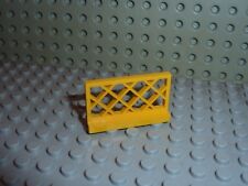Barrière lego yellow d'occasion  La Rivière-de-Corps