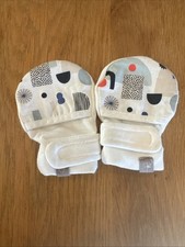 Goumi baby mitts for sale  Mosier