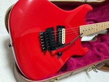 Chitarra elettrica kramer usato  Spedire a Italy