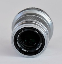 Lympus zuiko 45mm gebraucht kaufen  Fluorn-Winzeln