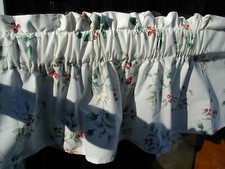 Pfaltzgraff winterberry valanc for sale  Woodstock