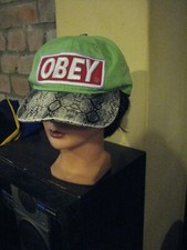 Vintage cappellino obey usato  Italia