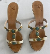Sandália Salto Giuseppe Zanotti Couro Marfim Pedras Verdes ~Tamanho 37/7 em excelente estado usado comprar usado  Enviando para Brazil