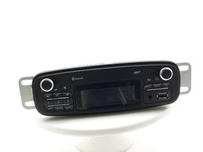 Renault clio radio for sale  SOUTHAMPTON