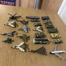 Lote de Trabajo Vintage Años 90 Galoob Militar Micro Máquinas Vehículos Tanques Aviones (B6) segunda mano  Embacar hacia Mexico