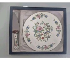 Aynsley pembroke cake for sale  LONDON