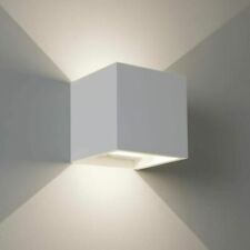 Applique cubo led usato  Napoli