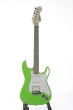 Guitarra verde Squier Sonic Stratocaster HSS usada comprar usado  Enviando para Brazil