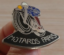 Beau pin moto d'occasion  Charbonnières-les-Varennes