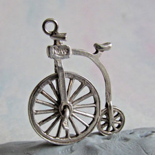 Vintage silver nuvo for sale Vintage silver nuvo for sale  BRIDLINGTON