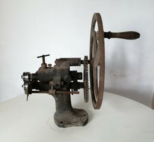 Superbe ancienne bordeuse d'occasion  Nîmes