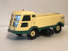 Balayeuse lmv dinky d'occasion  La Chaussée-Saint-Victor