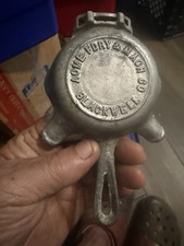 Bandeja de cinzas vintage de alumínio fundido 6 1/2 pol. de comprimento Google Says Griswold comprar usado Bandeja de cinzas vintage de alumínio fundido 6 1/2 pol. de comprimento Google Says Griswold comprar usado  Enviando para Brazil