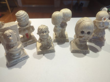 Lot six assorted for sale  Georgetown
