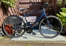 Specialized sirrus sport for sale  MELTON MOWBRAY
