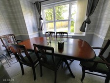Extendable dining table for sale  OLDHAM
