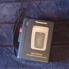 Walkman cassette recorder usato  Aprilia