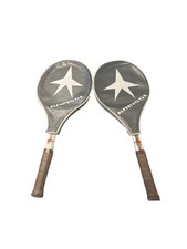 Usado, CONJUNTO DE DUAS Raquetes de Tênis Vintage KNEISSL White Star Aero 20 Mid com Capas comprar usado Usado, CONJUNTO DE DUAS Raquetes de Tênis Vintage KNEISSL White Star Aero 20 Mid com Capas comprar usado  Enviando para Brazil