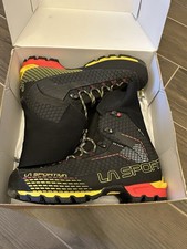 Scarponi sportiva trango usato  Vescovato