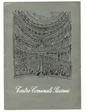 Teatro comunale piccinni usato  Bari