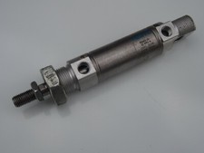 Vérin pneumatique festo d'occasion  Auberive