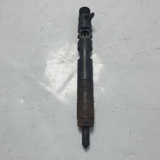 8200206565 iniettore carburant usato  Mineo