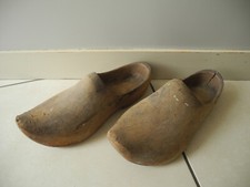 Ancienne paire sabots d'occasion  Marans