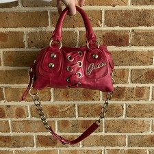 Bolsa de ombro vintage Guess rosa corrente logotipo Y2K bolsa estilo cravejado comprar usado  Enviando para Brazil