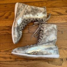 Rare new women for sale  Venice