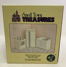 Small town treasures for sale  Richmond