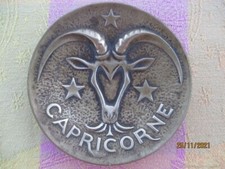 Cendrier ancien capricorne d'occasion  Saint-Jean-le-Blanc