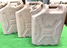 Cetro militar emitido lata de água militar 20L/5 galões deserto-tan Jerry lata EUA comprar usado Cetro militar emitido lata de água militar 20L/5 galões deserto-tan Jerry lata EUA comprar usado  Enviando para Brazil