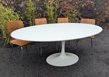 Knoll saarinen style for sale  SETTLE