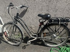 Bicicletta elettrica pedalata usato  Padova