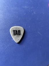 Guitar pick very d'occasion  Expédié en Belgium