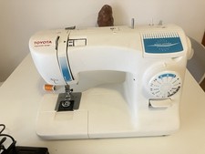 Macchina cucire toyota usato  Mori